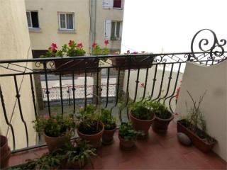 2 Bed Apartment With Garden & Secure..