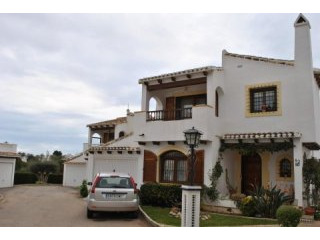 3 Bedrooms - Villa - Alicante - For Sale