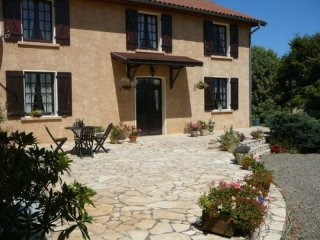 5 Bedrooms - House - Midi-Pyrenees -..
