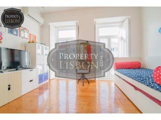 Renovated T3 Lisbon Apartment for Sale..