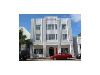 750 COLLINS AVENUE # 303 Miami Beach..