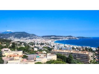 Lovely 2 Bed Apartment With A Large..