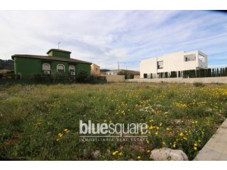 Good size plot with open views