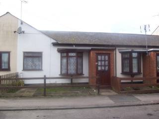1 bedroom bungalow in QUEENBOROUGH