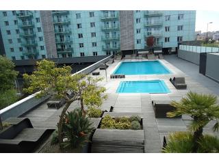 Stylish and spacious 5 bedroom..
