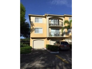 500 Crestwood Ct N #504, Royal Palm..