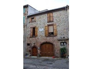 Maison de village en pierres..