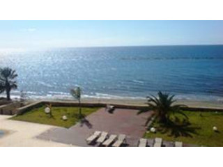 Luxury Beachfront Apartment Situated On..