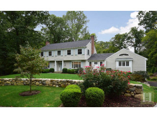 5 bedroom House For Sale: 15 WINDING..