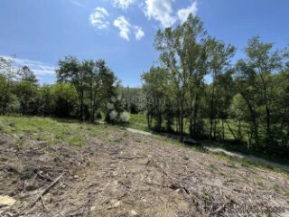 MOTOVUN OKOLICA, ZEMLJIŠTE ZA KAMP (T3)