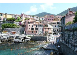 House In Tellaro With Balcony And Sea..