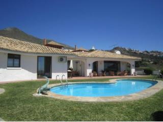 VILLA FOR SALE IN CAPELLANIA