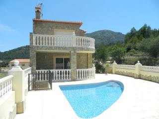 Villa in Benichembla