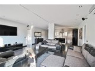 Apartment For Sale In Benalmadena..