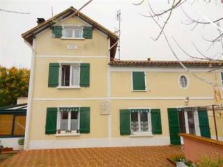 House Villa 7 Rooms