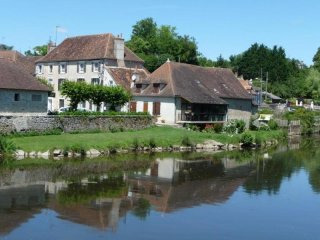 7 Bedroom Gite For Sale