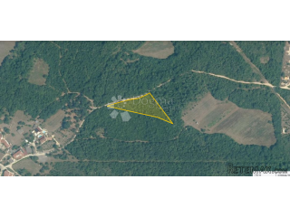 Poljoprivredno zemljište 2 km od mora