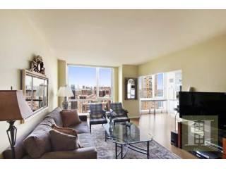 2 bedroom Apartment For Sale: 200..
