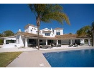 6 Bedrooms - Villa - Malaga - For Sale