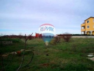 Lijepa građevinska zemljišta u Rovinjskom selu 1830 m2