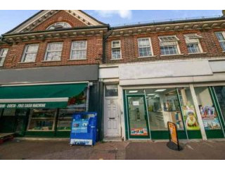 3 bedroom, Flat house for sale