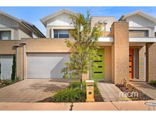 Charming 3 Bedroom Home Overlooking the..
