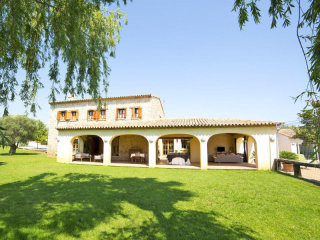4 Bedrooms - Villa - Alicante - For Sale