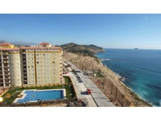 Se vende apartamento en primera linea de mar al lado del..