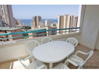 Se vende precioso y muy luminoso piso en playa Levante..