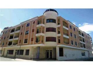 A 3 BED 2 BATH APARTMENT