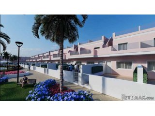 Apartamentos en primera planta de 3 dormitorios, 2 baños y..
