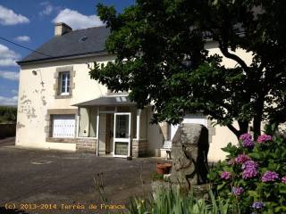 Large Spacious Farm In The Country..
