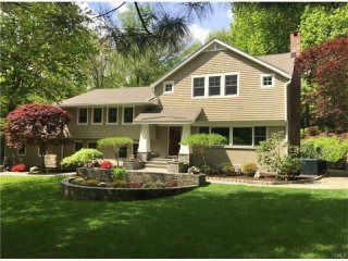 5 bedroom House For Sale: 3 ACORN LANE..