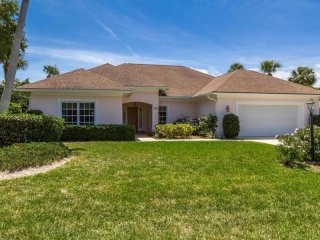 3 bedroom House For Sale: 1521..
