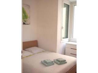 Gorgeous, Modern Apartment With..