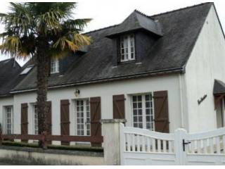 Nice Family Breton Property