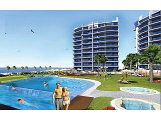 * LUXURY BEACHFRONT GROUND FLOOR..
