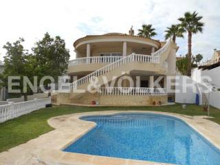 BEAUTIFUL VILLA IN LOS BALCONES
