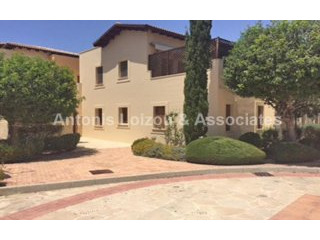 Three Bedroom Semi Detached House in..