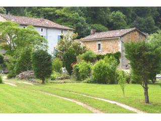 2 renovated houses, a third to finish..
