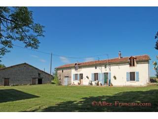 St Coutant (79) For Sale - Exclusive..