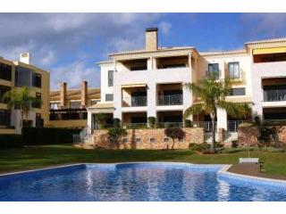 2 Bedrooms Flat For Sale - Faro