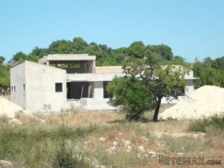 Rustic plot of 15.283 sqm situated in a very quiet area of..