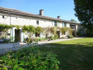 4 Bedroom Farm House For Sale