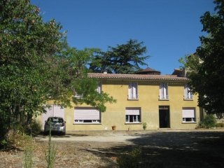 6 Bedrooms - Villa -..