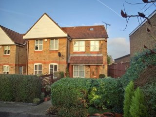 - Kent - For Sale