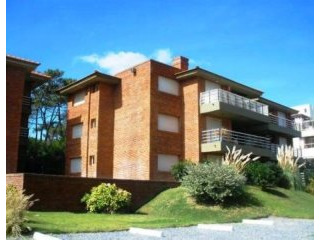 3 Bedroom Apartment - For Sale - Rinc...