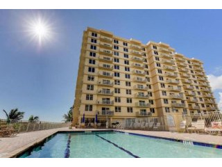 3215 S Ocean Blvd #205, Highland Beach..