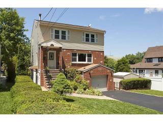 4 bedroom Residence For Sale: Yonkers..