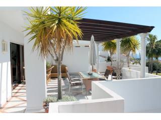 Monte Paraiso Country Club Spacious..